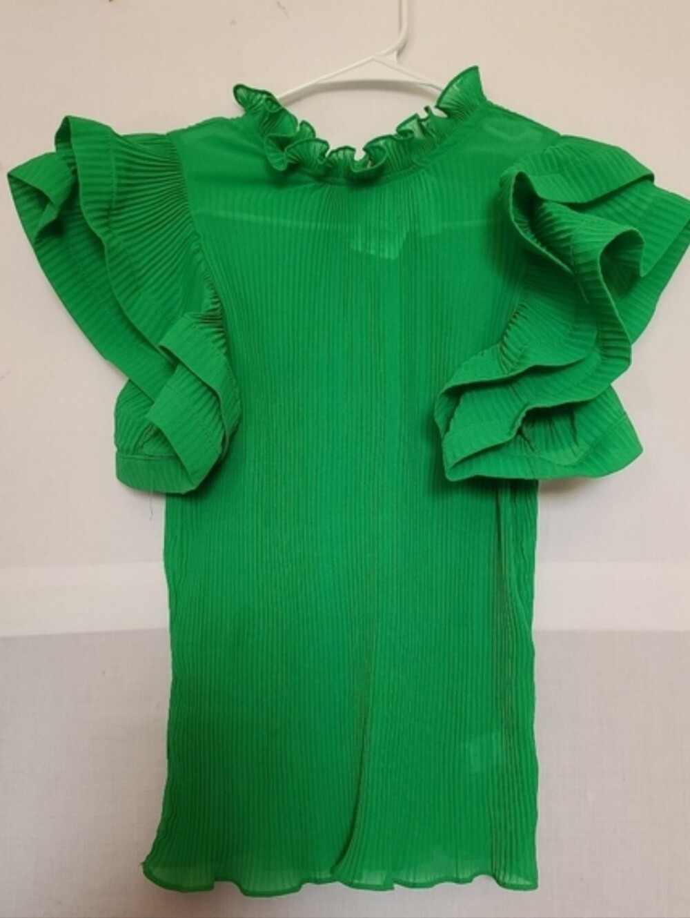 LOVE SONG Green Ruffle Pleated Mock Neck Blouse Size M